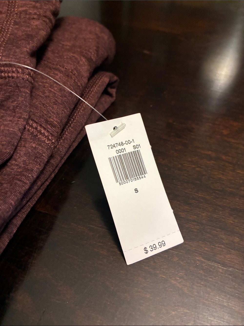 Old Navy Women's Maroon Legging Joggers - Picture 6 of 6